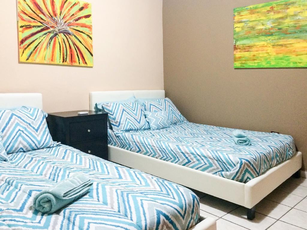 Coastal Express Inn & Suites #1 At 681 Ocean Drive Islote Pokój zdjęcie